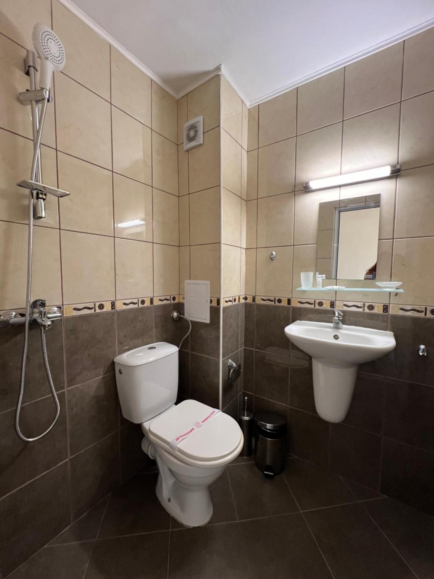 Hotel Damyanoff Lozenec Kültér fotó