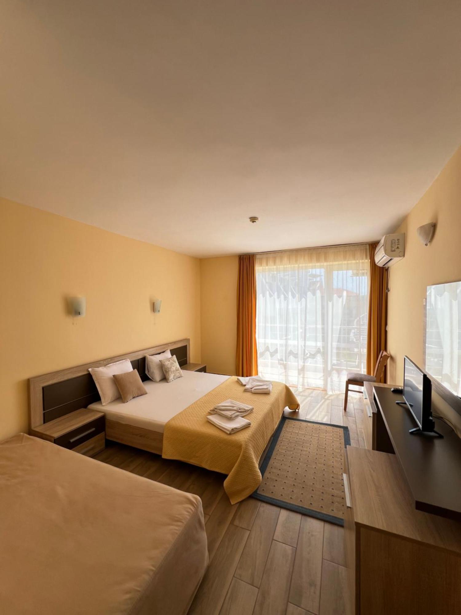 Hotel Damyanoff Lozenec Kültér fotó