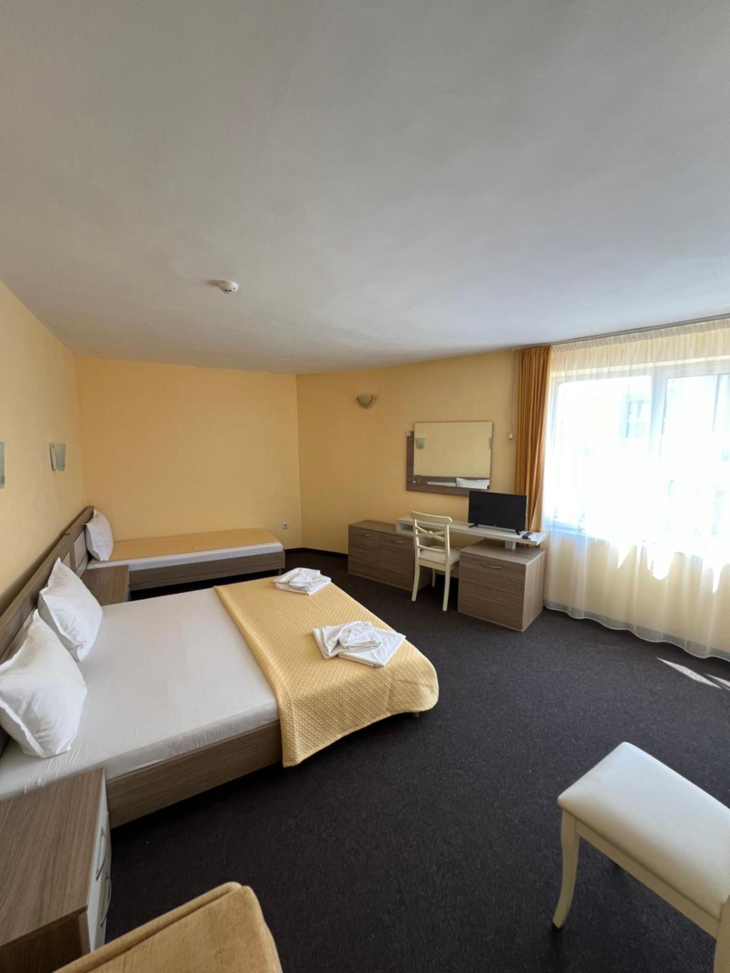 Hotel Damyanoff Lozenec Kültér fotó