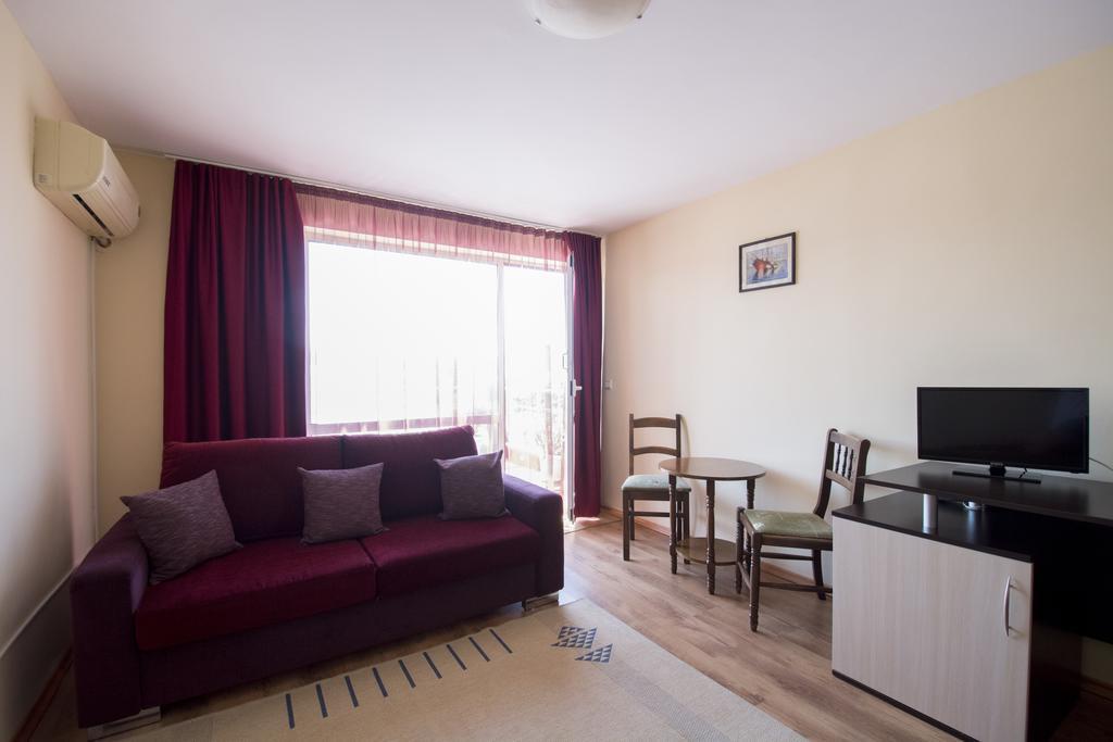 Hotel Damyanoff Lozenec Kültér fotó