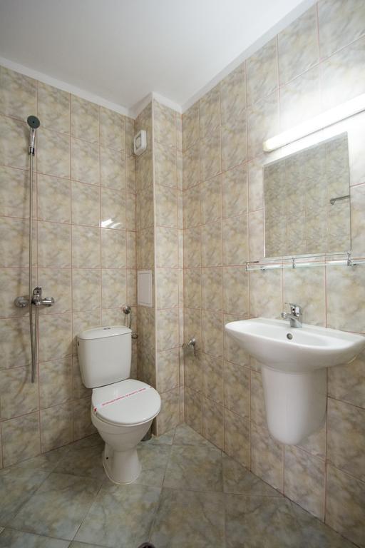 Hotel Damyanoff Lozenec Kültér fotó